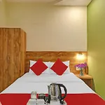Hotel O The Mumbai Inn Near Chhatrapati Shivaji International Airport